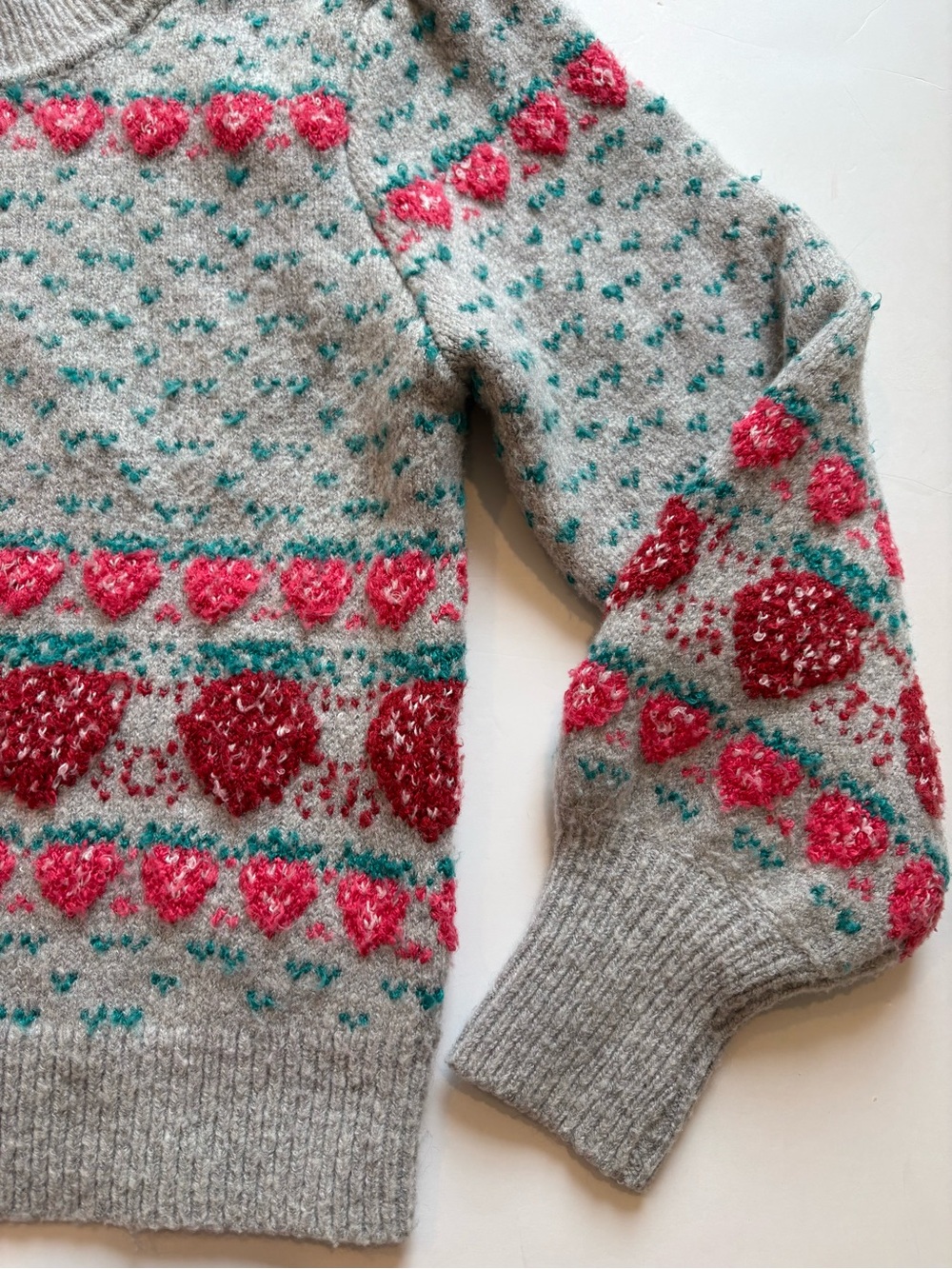 Kimchi Blue Strawberry Crewneck Sweater XS - Picture 5 of 7